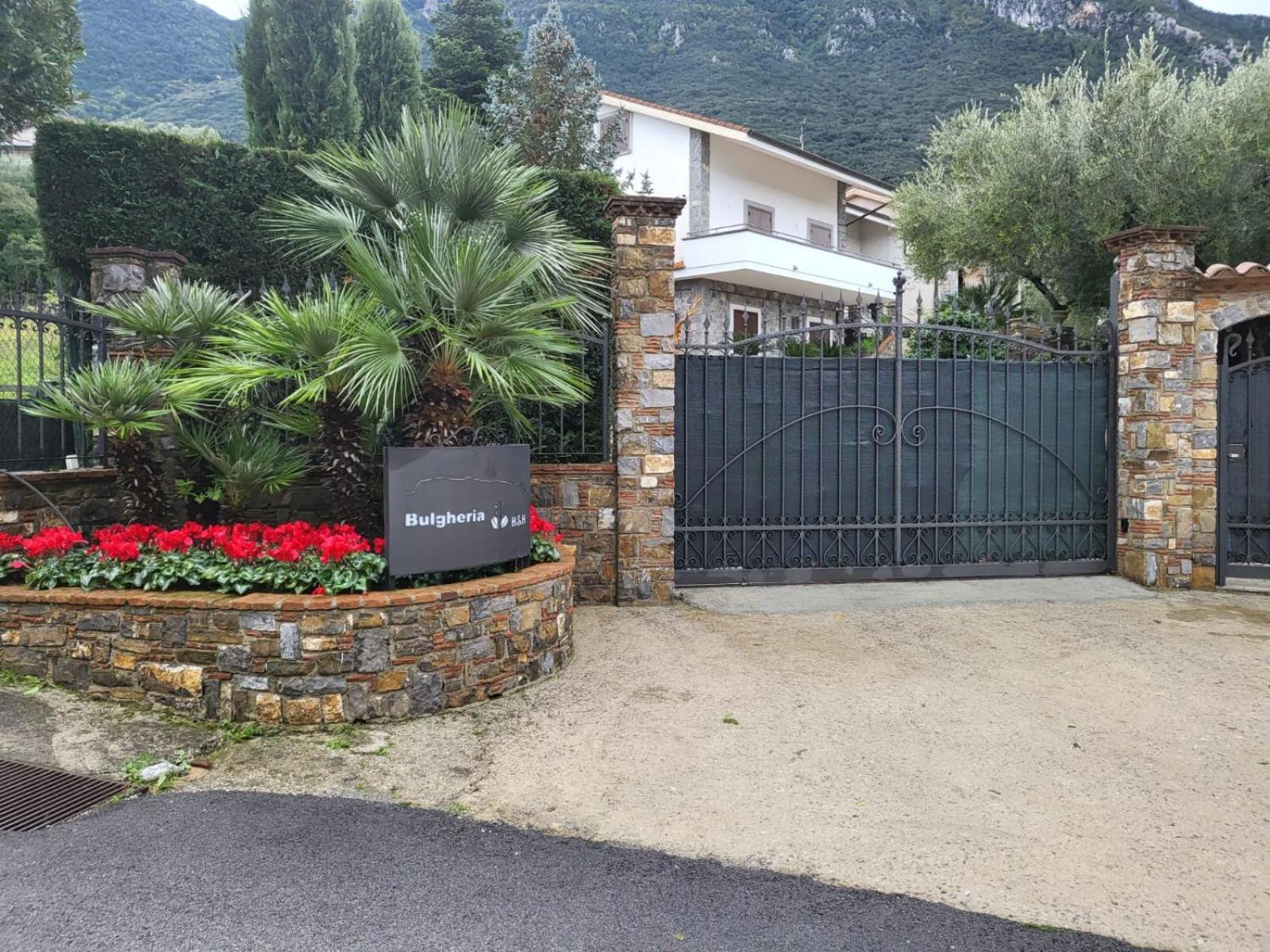 Bulgheriabeb Celle di Bulgheria Exterior foto